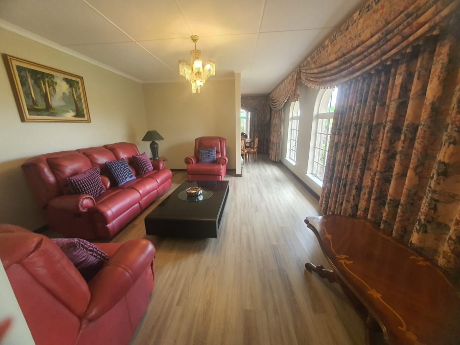 To Let 3 Bedroom Property for Rent in Beacon Bay Eastern Cape